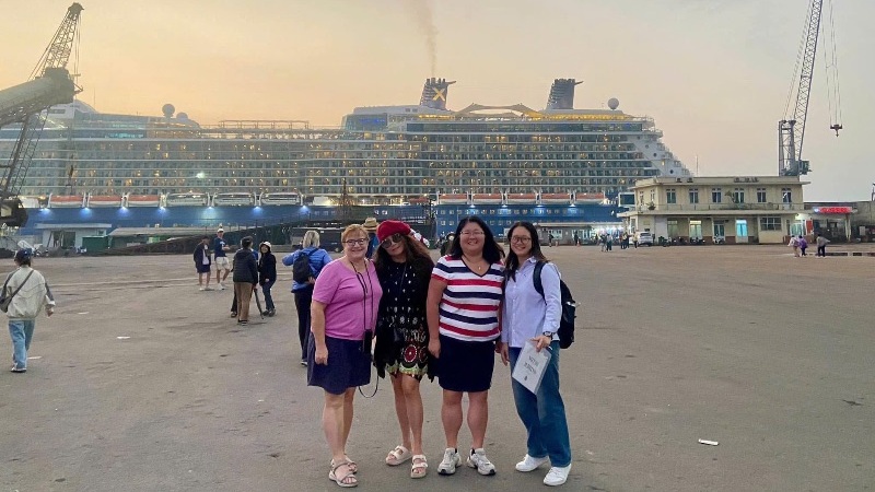 Tien Sa Port to Hue private car transfer with a professional driver in Central Vietnam
